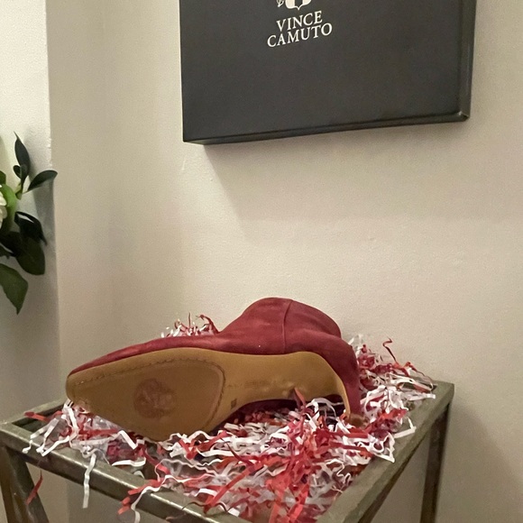 VINCE CAMUTO | Allost Fire Brick Suede Stiletto Booties - Picture 8 of 9